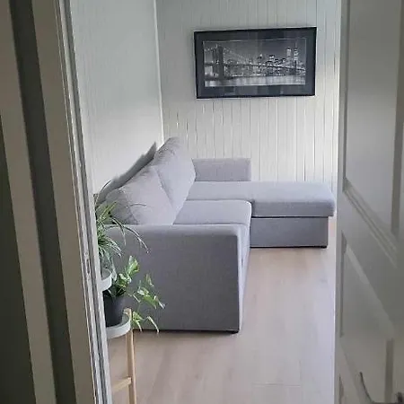 Apartment And Cozy In Laksevag